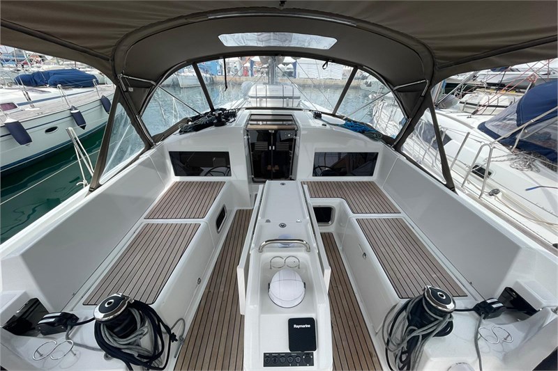Аренда яхты Sun Odyssey 440 (4cab)  /2023