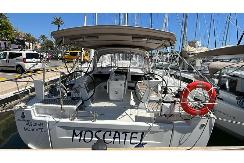 Аренда яхты Oceanis 51.1 (5Cab)  /2024