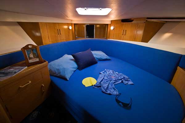 Yacht Charter Princess 36 Riviera - Split - Adriatic / South - Croatia - ... Yacht Charter Princess 36 Riviera - Split - Adriatic / South - Croatia - ...