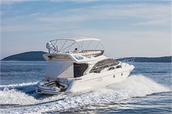 Azimut 43 Fly