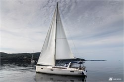 Oceanis 48