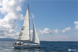 Hanse 415