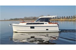 Nexus Revo 870 Electric