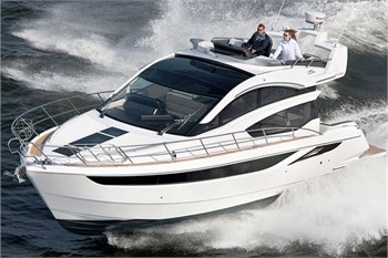 Galeon 430 Skydeck