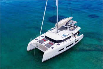 Dufour 48 Catamaran (5cab) 