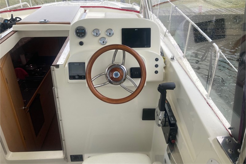 Delphia 800 Escape