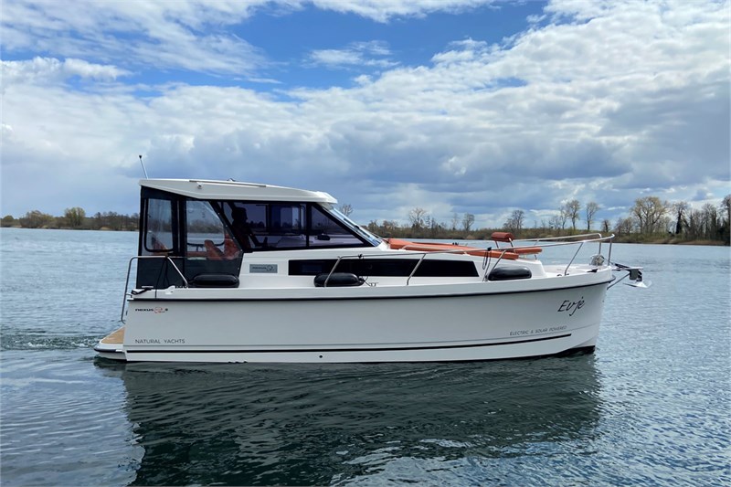 Nexus Revo 870 Electric