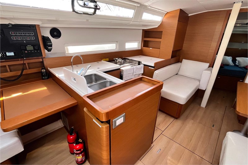 Sun Odyssey 410