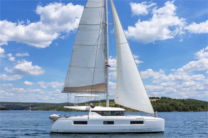 Lagoon 46