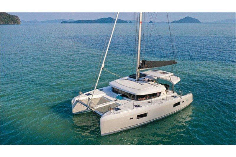 Lagoon 43