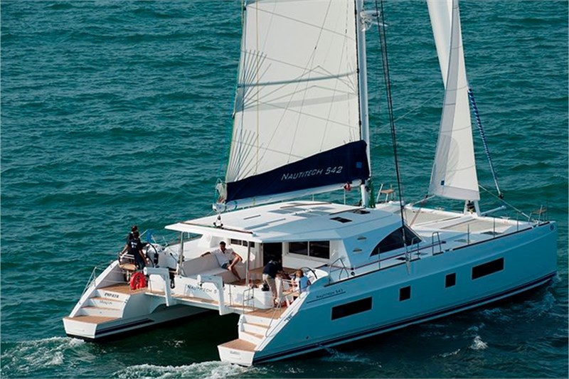 nautitech 542 catamaran